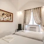 Appartamento Crispi Roma