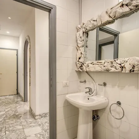 Apartment Crispi *